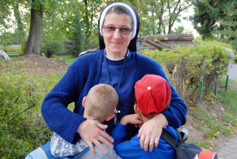 Help Poland and Ukraine